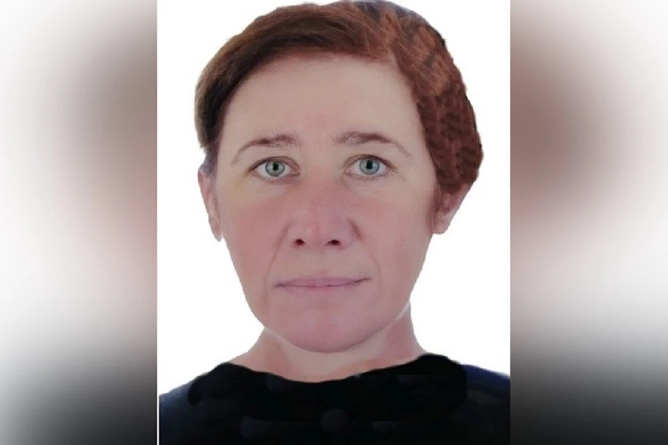 В Новосибирске загадочно исчезла 54-летняя женщина в черно-белом пальто в клеточку. Фото: ПСО «ЛизаАлерт НСО»