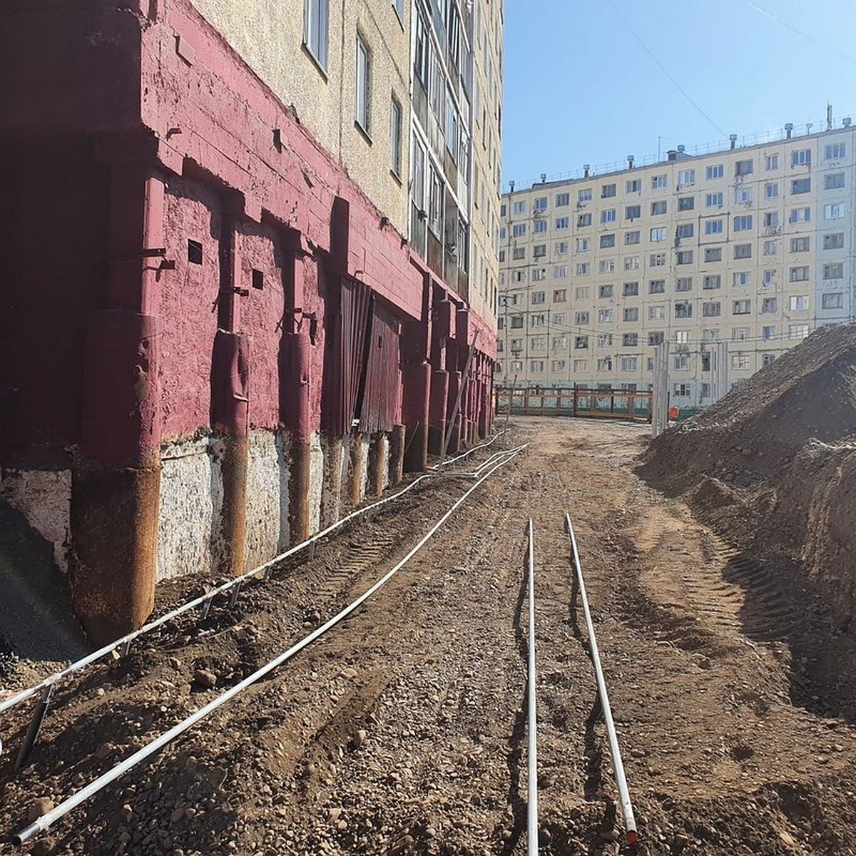 В Норильске под девятиэтажным домом установили систему охлаждения грунта -  KP.RU