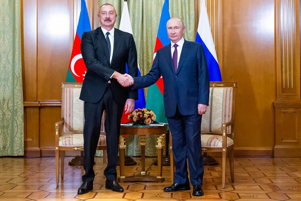 Putin began negotiations with Ilham Aliyev in Sochi.  Photo: Mikhail Klimentyev / Press Service of the President of the Russian Federation / TASS