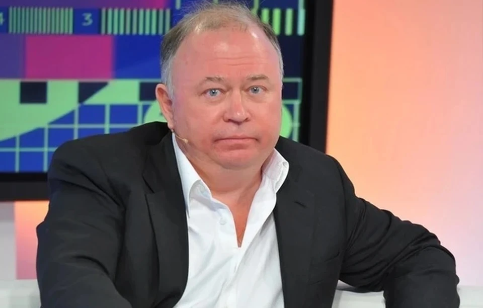 Андрей Караулов