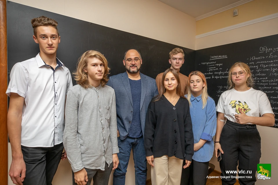 Ребята провели со специалистами мэрии четыре дня.