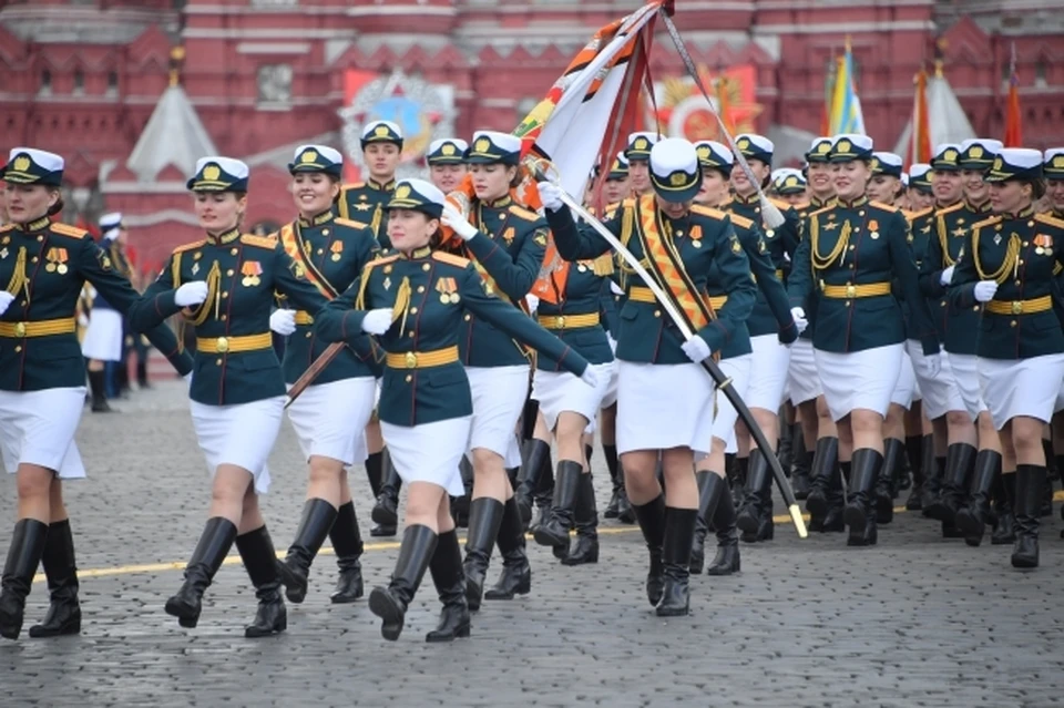 Узнали, где самарчанки могут выучиться на военные специальности
