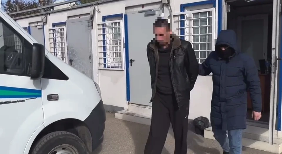 Мужчину задержали при попытке въезда в Крым. Фото: УФСБ по Крыму и Севастополю