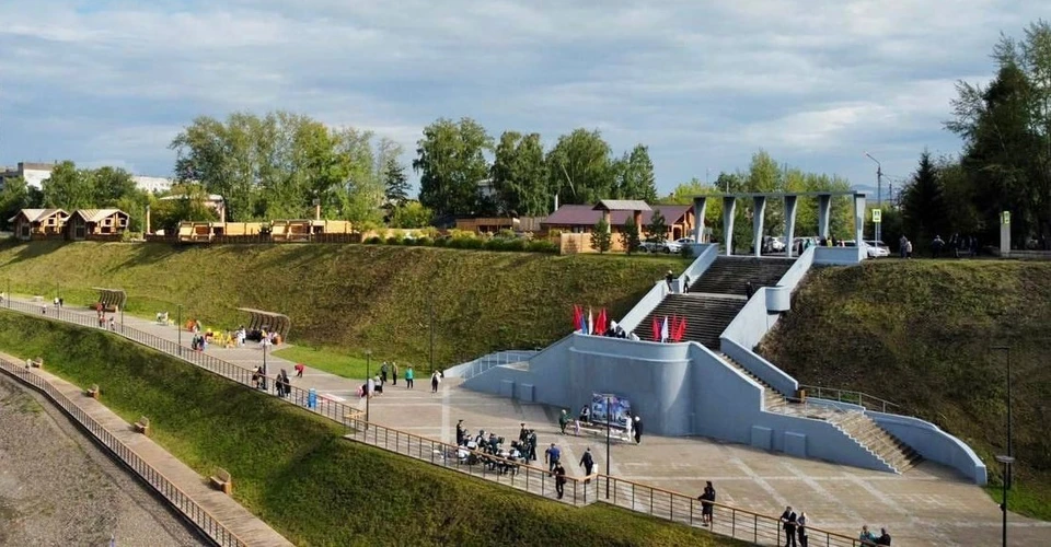 В Красноярске набережную Енисея в районе ДК 1 Мая назвали в честь Хазрета Совмена. Фото: krskstate.ru