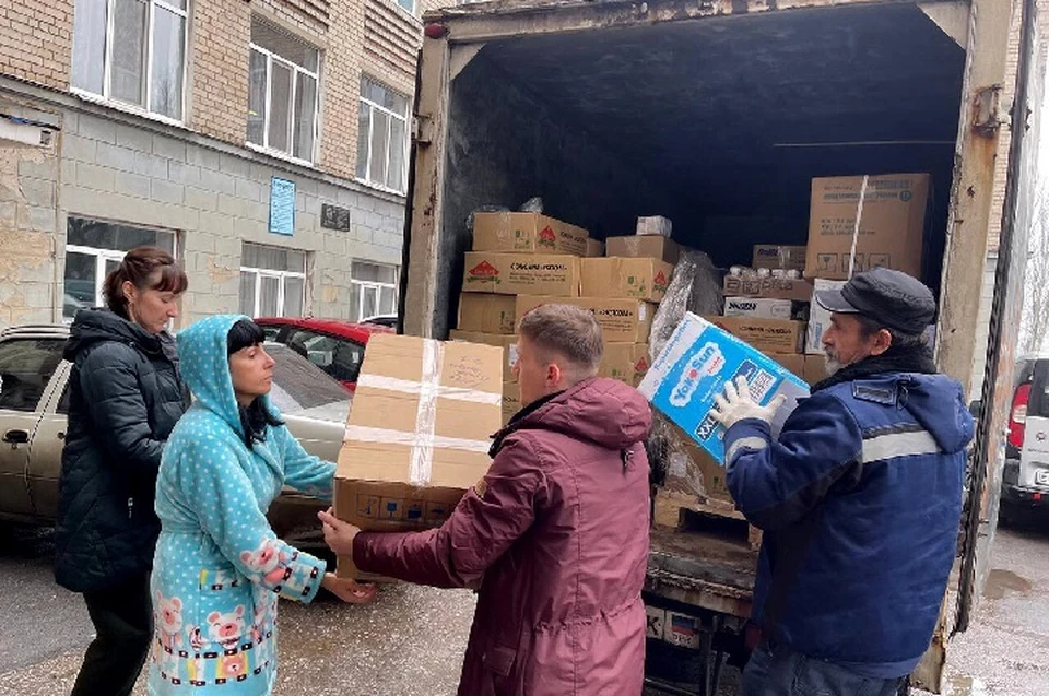 В состав груза вошли препараты для химиотерапии, иммуноглобулины, антибиотики, системы, шприцы и детское питание. Фото: ДАН
