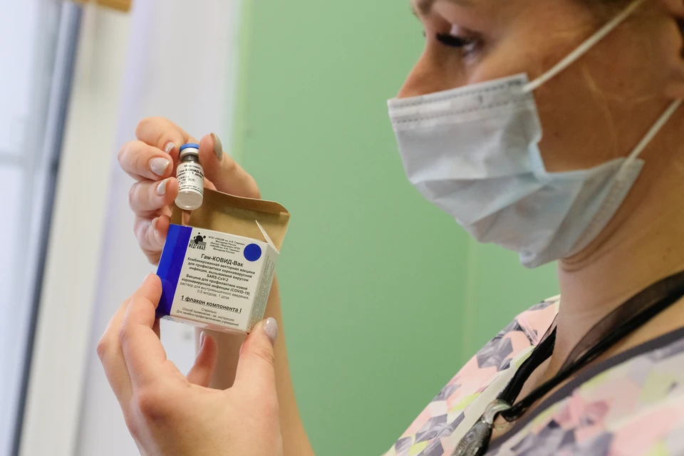 Врача и медсестру оштрафовали за фиктивную вакцинацию от ковида