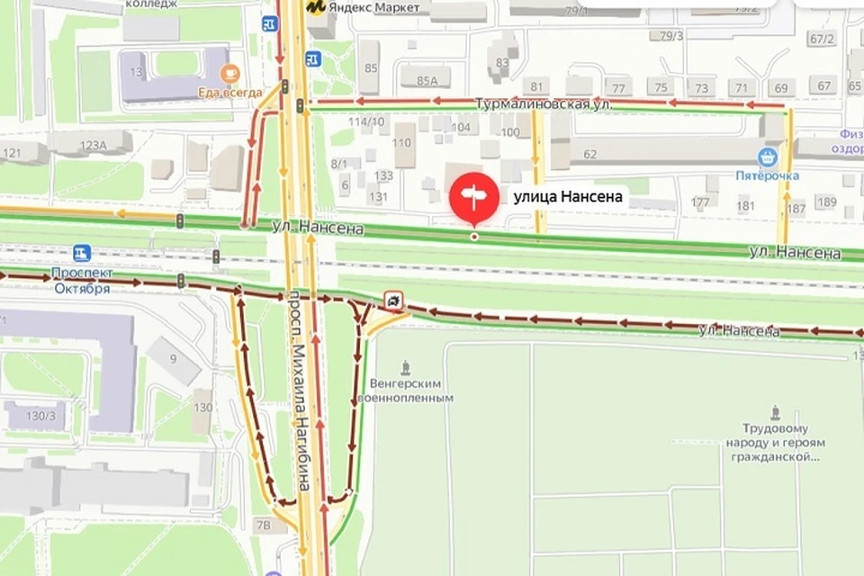 Сейчас на месте происшествия работают сотрудники полиции и медики скорой помощи. Фото: сервис «Яндекс. Карты»