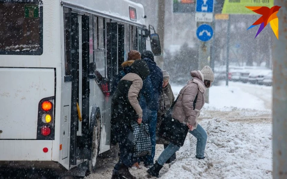 На дорогах гололедица и снежные заносы