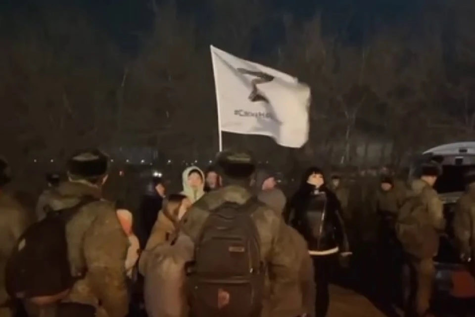 В Волгоградской области семьи встретили вернувшихся с СВО военных