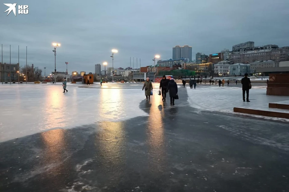 Последствия непогоды до сих пор ликвидируют в Приморье.