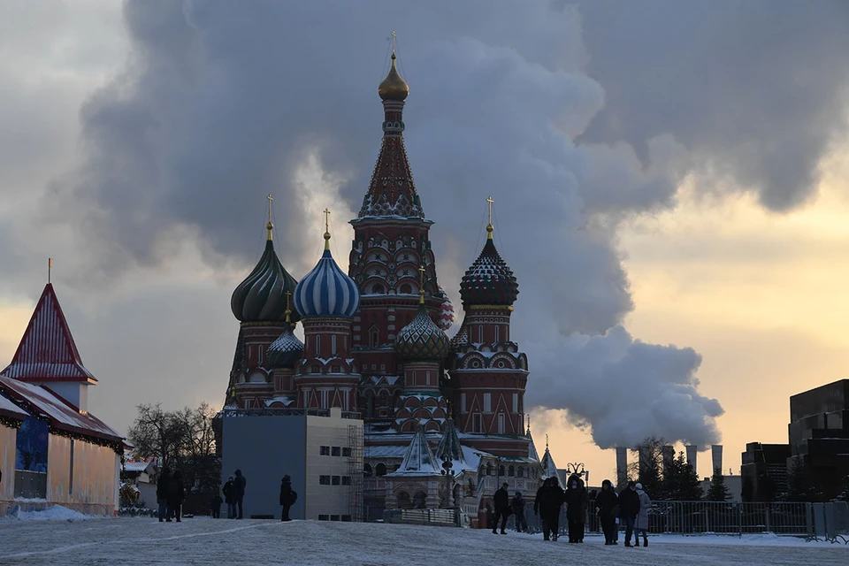 Морозы до -20 градусов пообещали жителям Москвы в Гидрометцентре на первых выходных декабря
