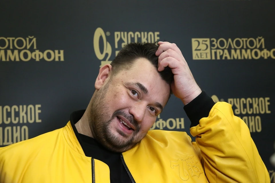 Владелец бара певец Сергей Жуков увидел видео в соцсетях и прокомментировал ситуацию.