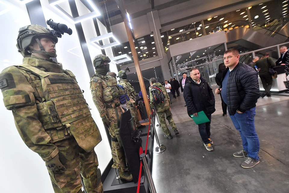 Частные компании в России начинают выпускать товары для армии