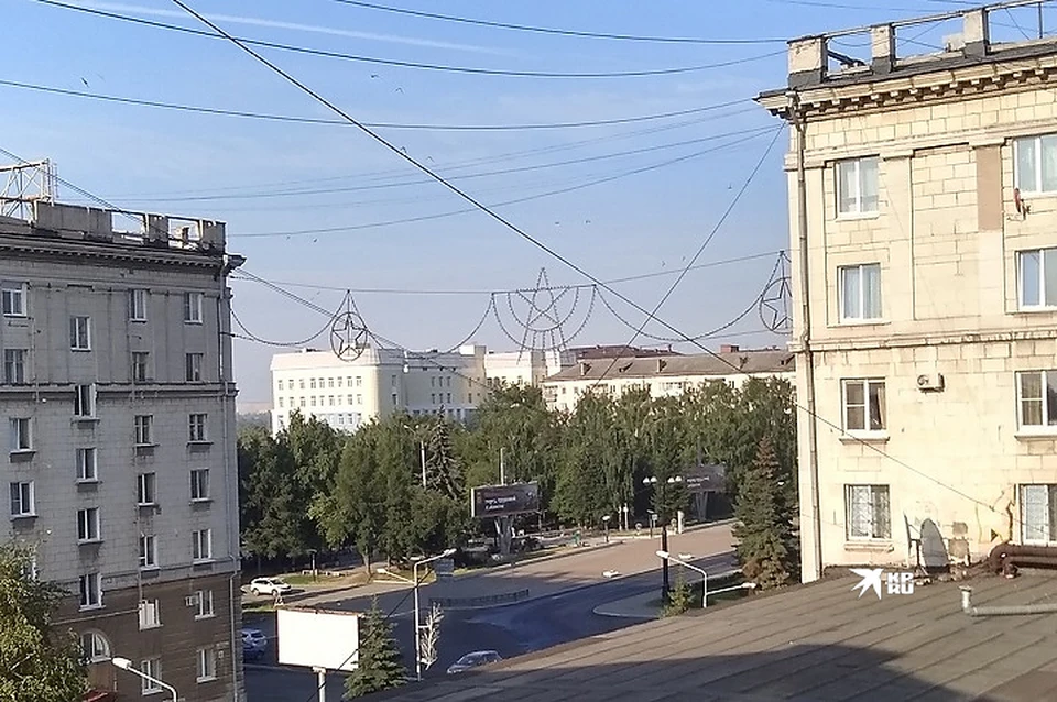 Гирлянда провисела на главной площади больше 20 лет