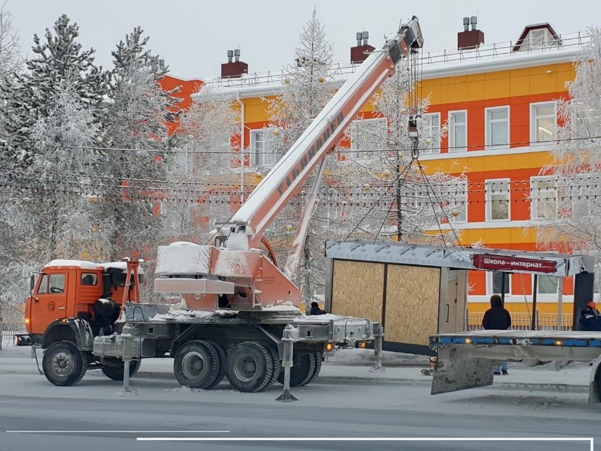 В Тарко-Сале появились первые теплые остановки - KP.RU