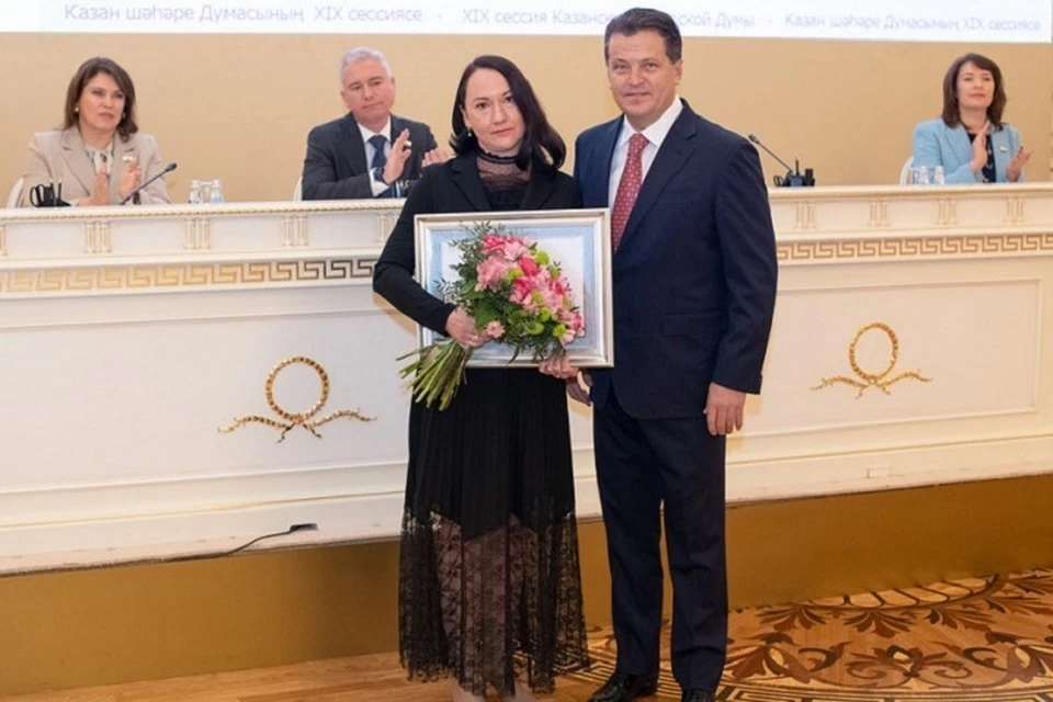 Горожане были отмечены почетными грамотами и благодарностями. Фото: Денис Гордийко, мэрия Казани