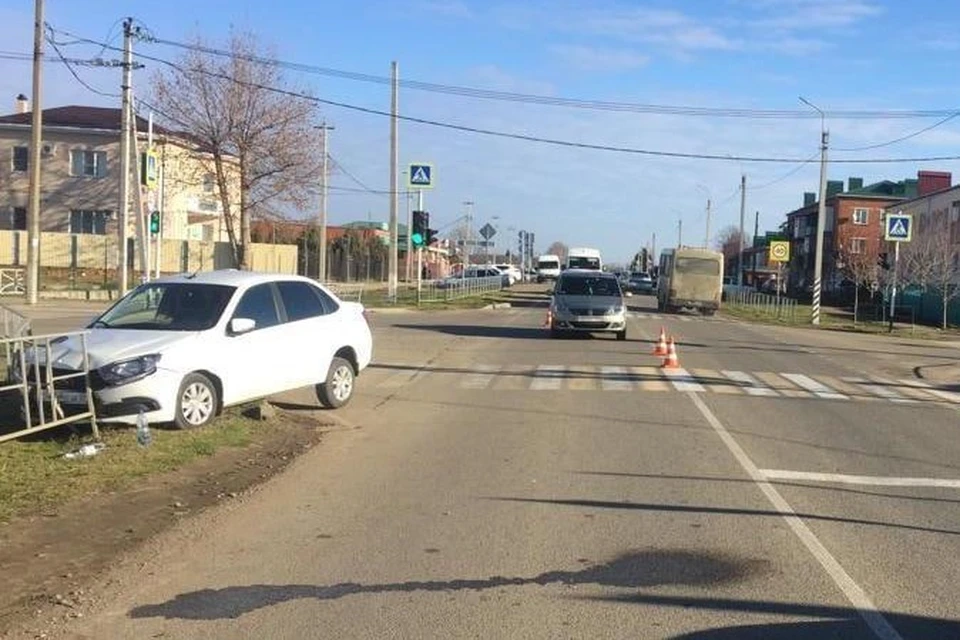 Водителю легковушки стало плохо за рулем Фото: пресс-служба МВД по республике Адыгея