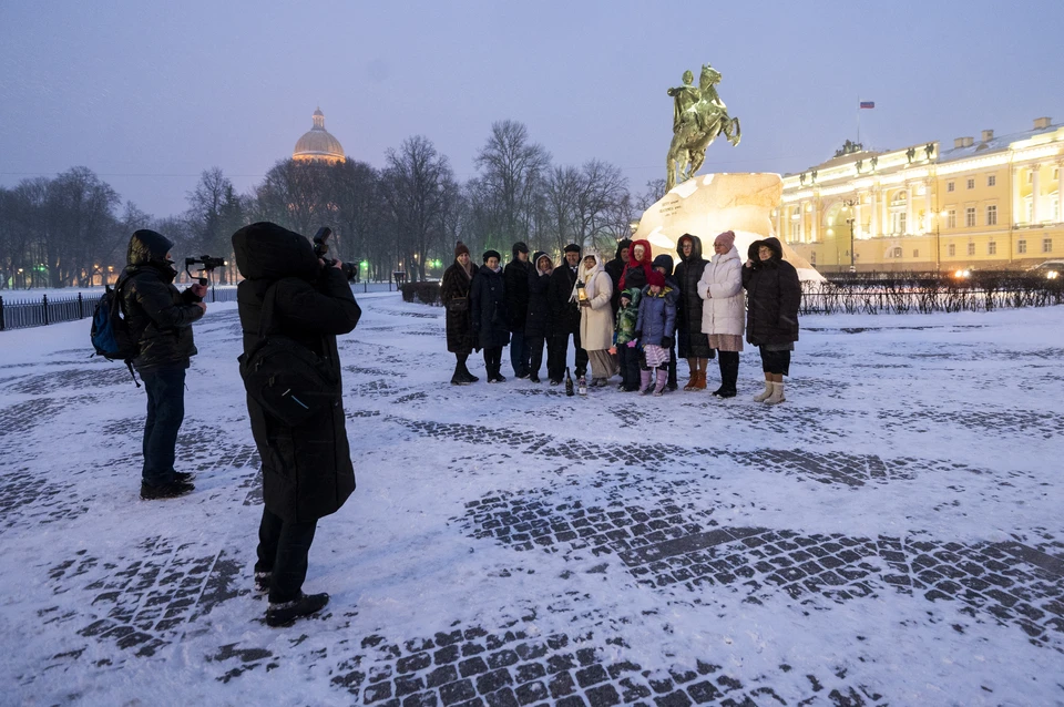 Метель и минус 4 градуса ждут Петербург 27 декабря