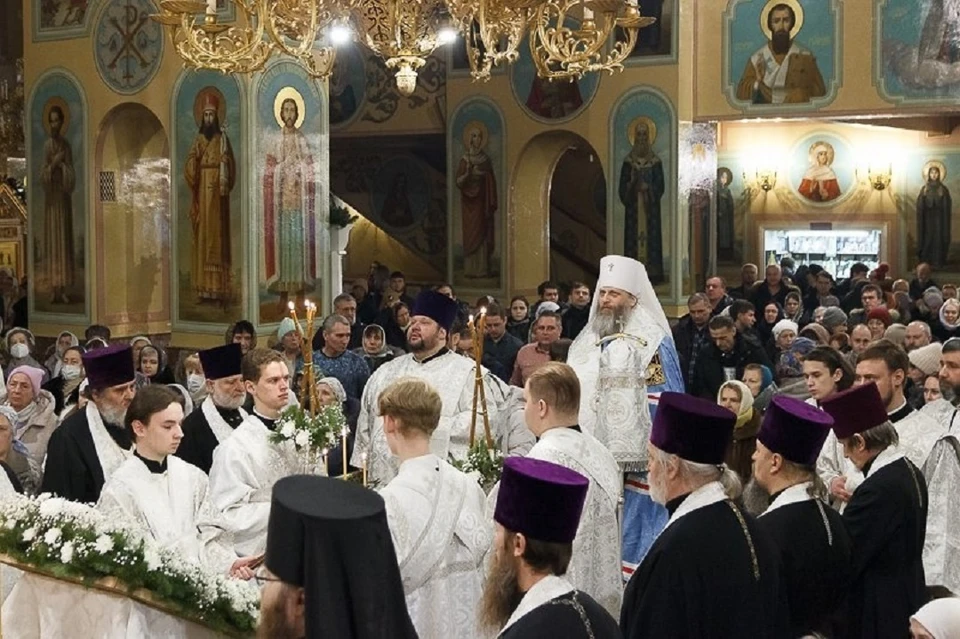Православные встретили Рождество в Новосибирске. Фото: Вознесенский кафедральный собор.