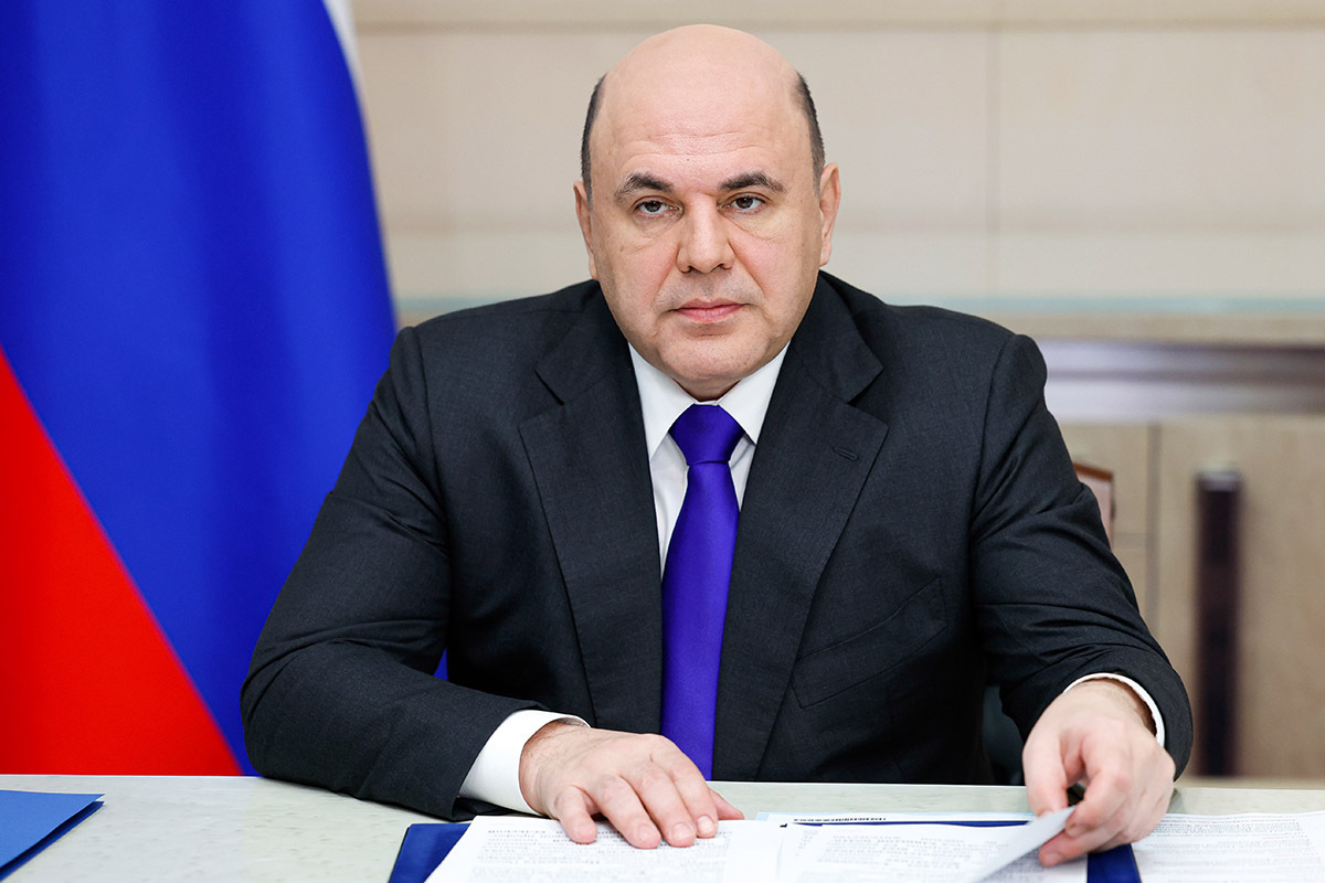 Правительство продлило программу госгарантий бесплатной медпомощи и установило новые выплаты для медиков. Фото: Дмитрий Астахов/POOL/ТАСС