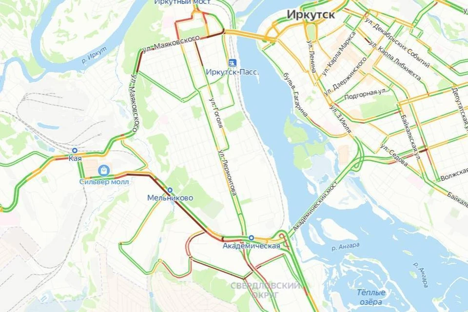 Десятибалльные пробки образовались в Иркутске утром 11 января