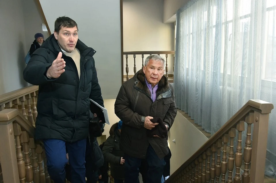 Минниханов и Метшин посетили три здания.