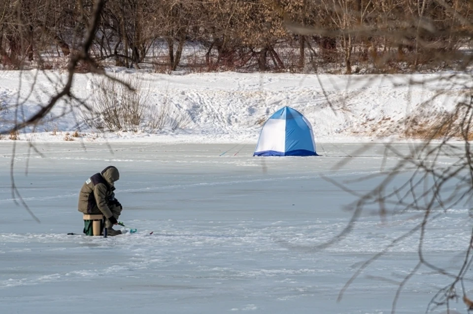 На зимней рыбалке в Ростовской области произошла трагедия