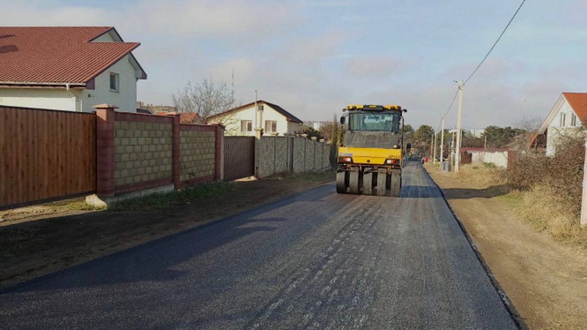 Ремонт дороги между СТ в микрорайоне Дергачи завершат в первом квартале -  KP.RU