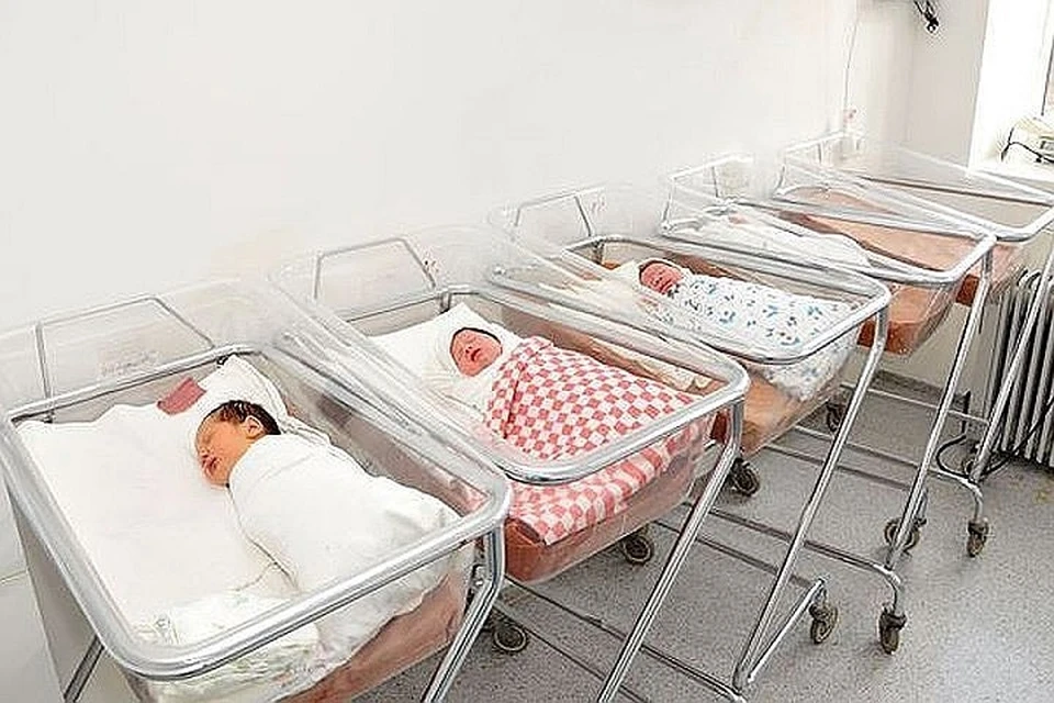 За последние 14 дней в столице Татарстана на свет появился 631 ребенок.