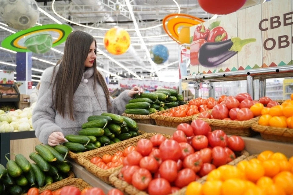 В Башкирии за неделю на 8,7% и 10,2% подорожали помидоры и огурцы – до 188 и 140 рублей за килограмм соответственно
