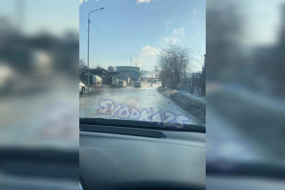 Произошла авария в районе улицы Бородинской.