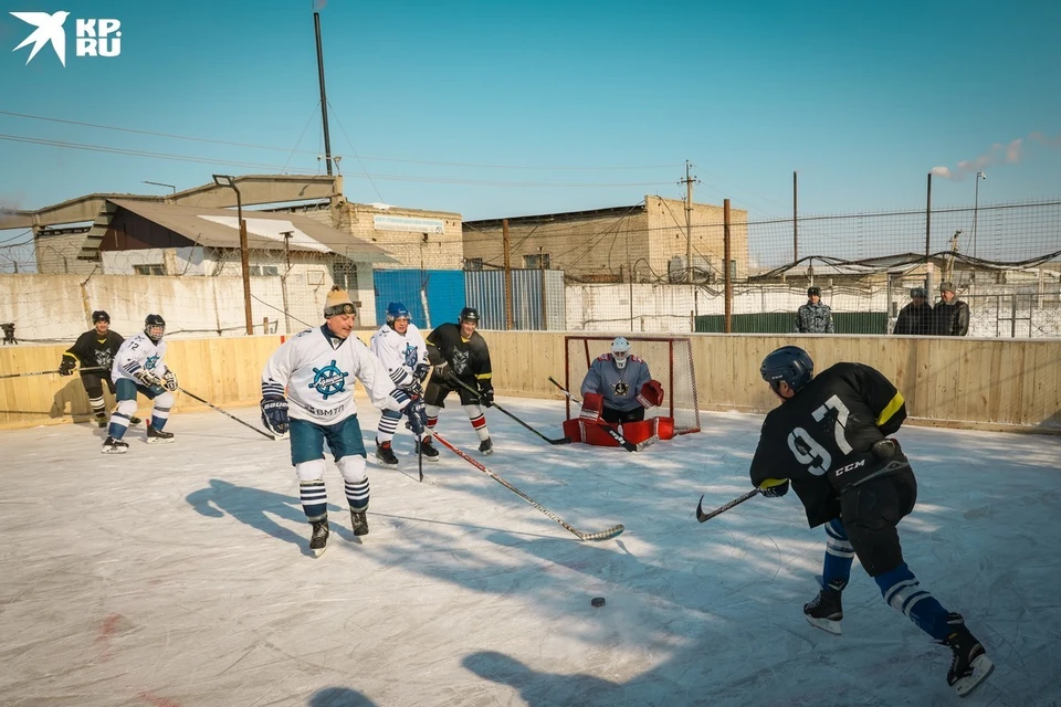 Хоккейный матч между осужденными и игроками «Адмирала» прошел 22 января в ИК-33.