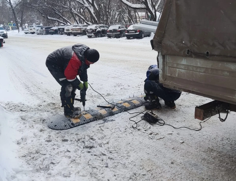 На дорогах Томска ремонтируют искусственные неровности