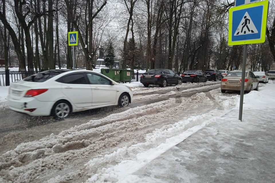 Среди 85 регионов РФ по числу автомобилей на тысячу жителей Тверская область занимает седьмое место.