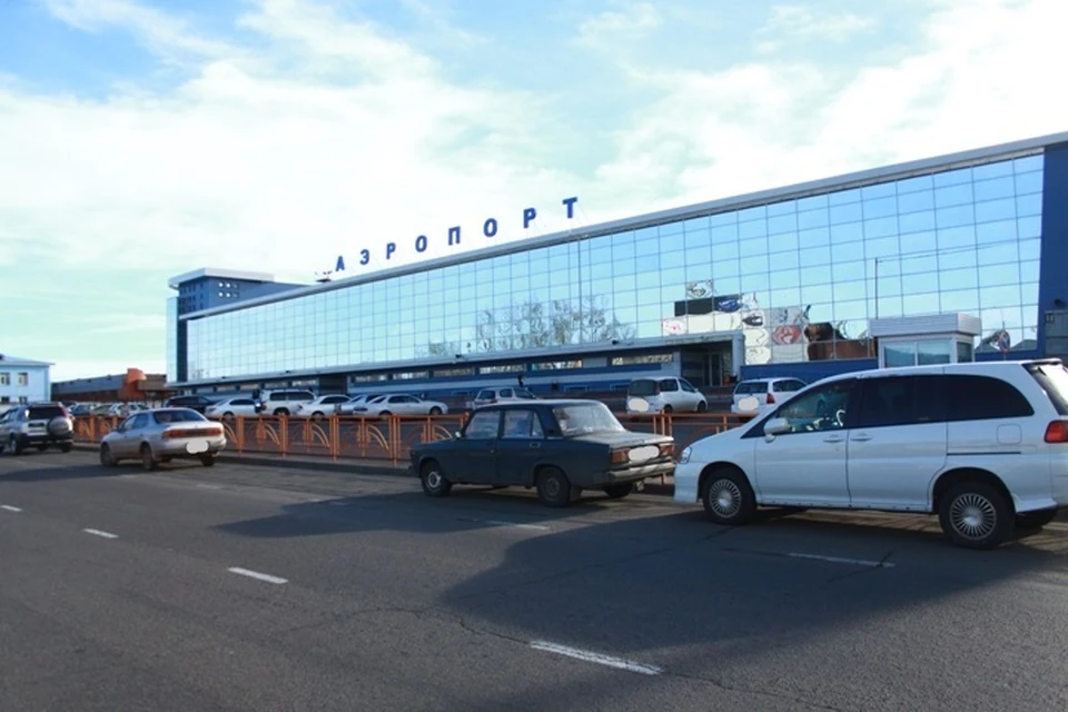 Мужчину из Мурманска задержали в аэропорту Иркутска с наркотиками
