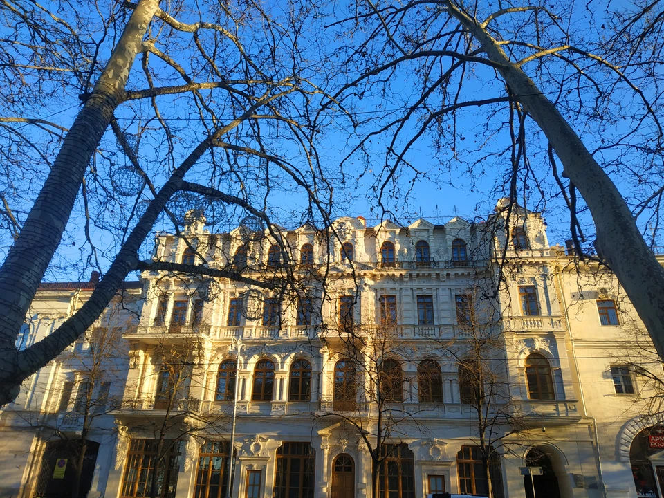 Гражданам рекомендуется быть бдительными.