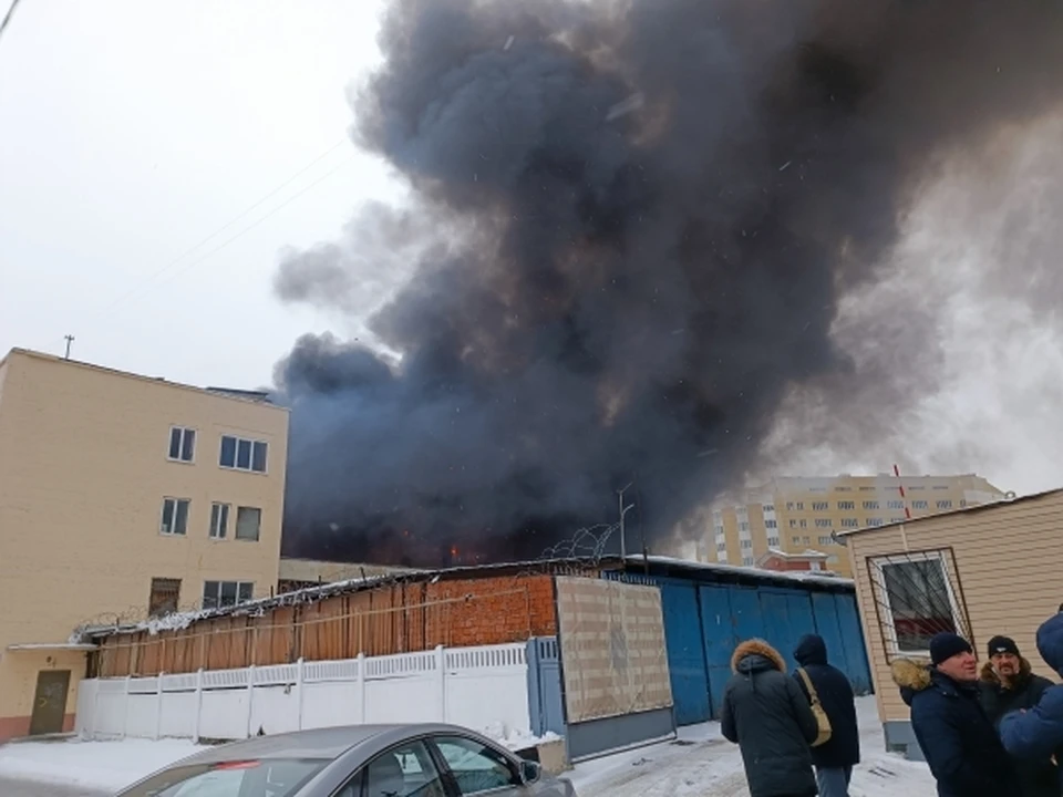 В многоквратирном доме загорелась квартира