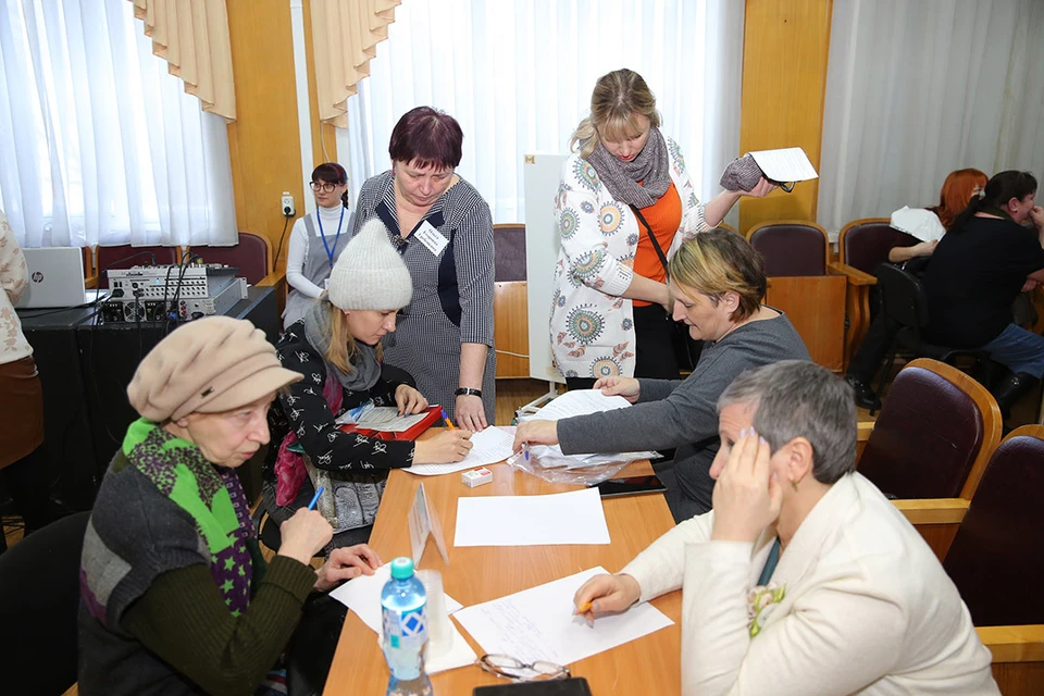 Вторая в этом году индивидуальная комплексная консультация прошла в администрации Первомайского района. Фото: МКУ «Агентство развития социальной политики»