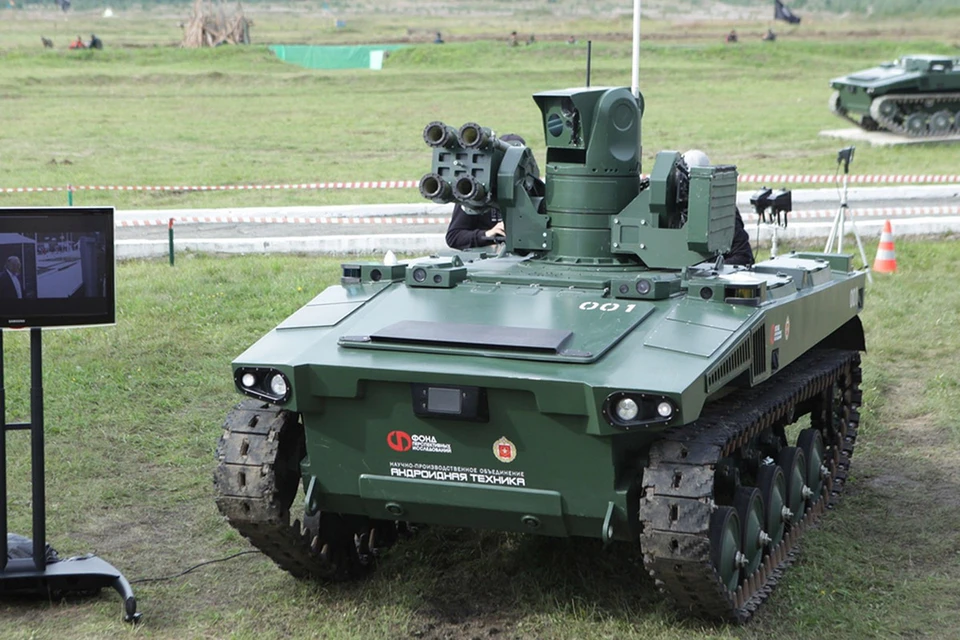 Военный эксперт Литовкин заявил, что боевые роботы "Маркер" эффективнее БПЛА в вопросе разведки