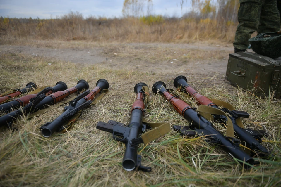 Возле Ставрополя проводят боевые учения с гранатометами