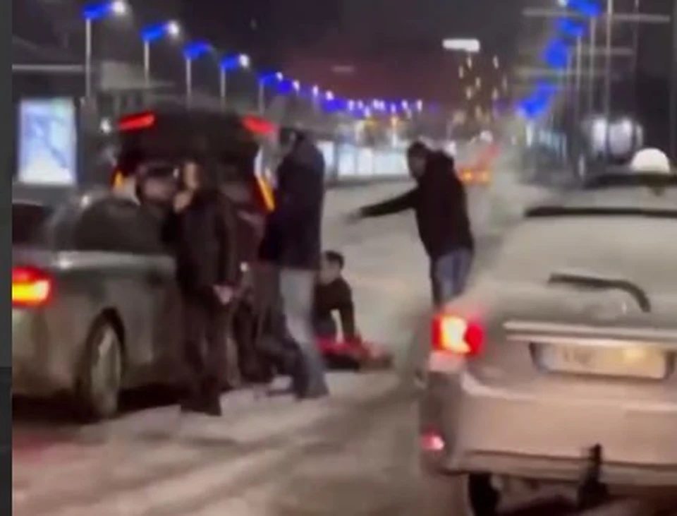 В страшной аварии девушка лишилась обеих ног (Фото: скрин с видео).