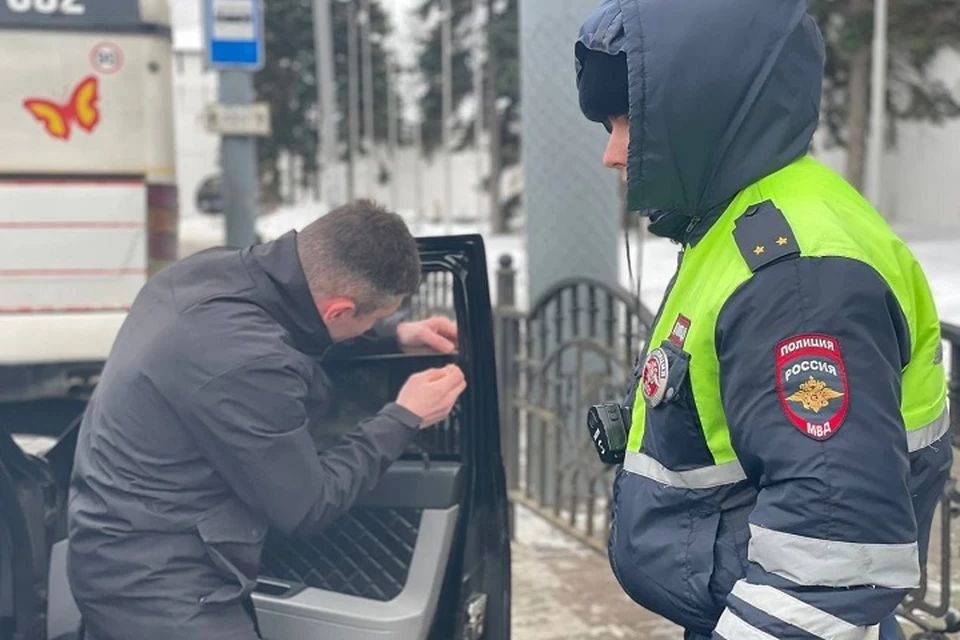 В Ярославле прошел рейд по тонировке машин. ФОТО: УГИБДД по Ярославской области