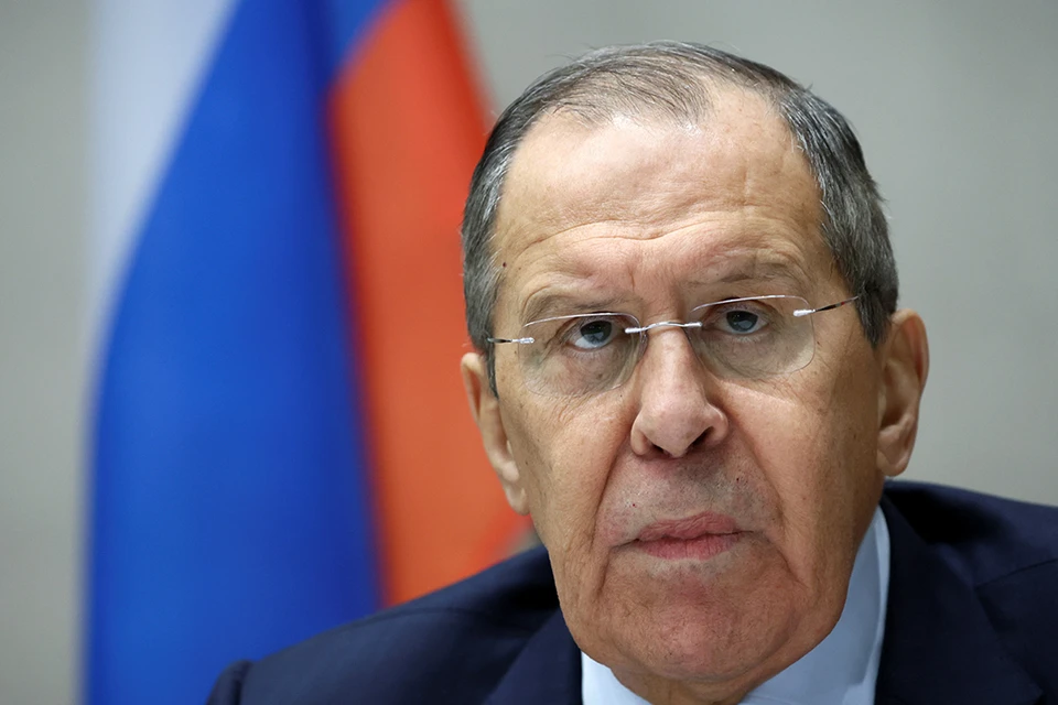Лавров поздравил российских дипломатов с профессиональным праздником.