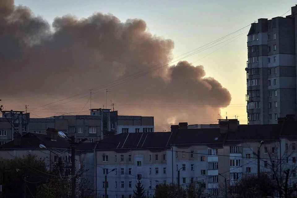 Украинские СМИ: В Киеве прогремел взрыв в районе Оболони