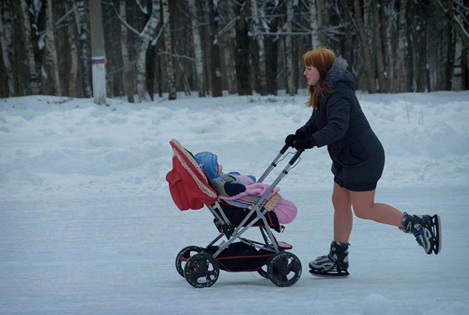Рожать волгоградки стали меньше, выходить замуж - чаще.