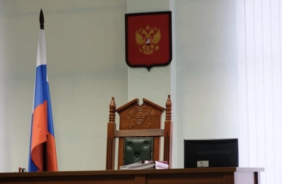 В Смоленске оправдали обвиняемого в убийстве и угоне автомобиля мужчину.