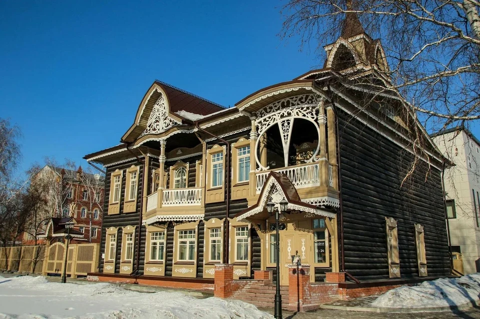 Сегодня «Русский чай», или Дом купца Шадрина, – это видный особняк в центре краевой столицы