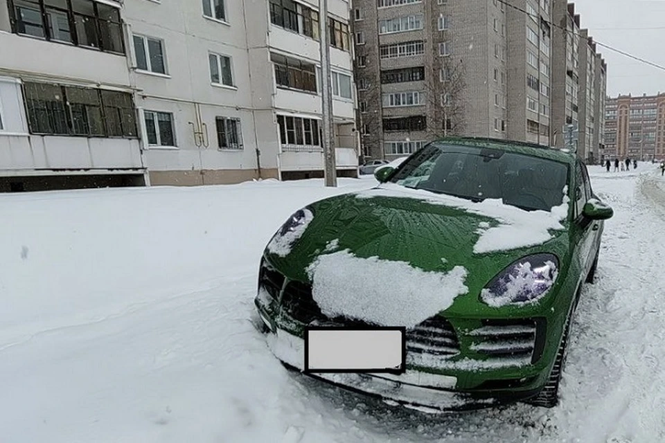 ДТП произошло на пешеходном переходе.