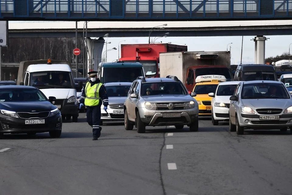 Автоюрист предрек путаницу на дорогах из-за обновления правил кругового движения