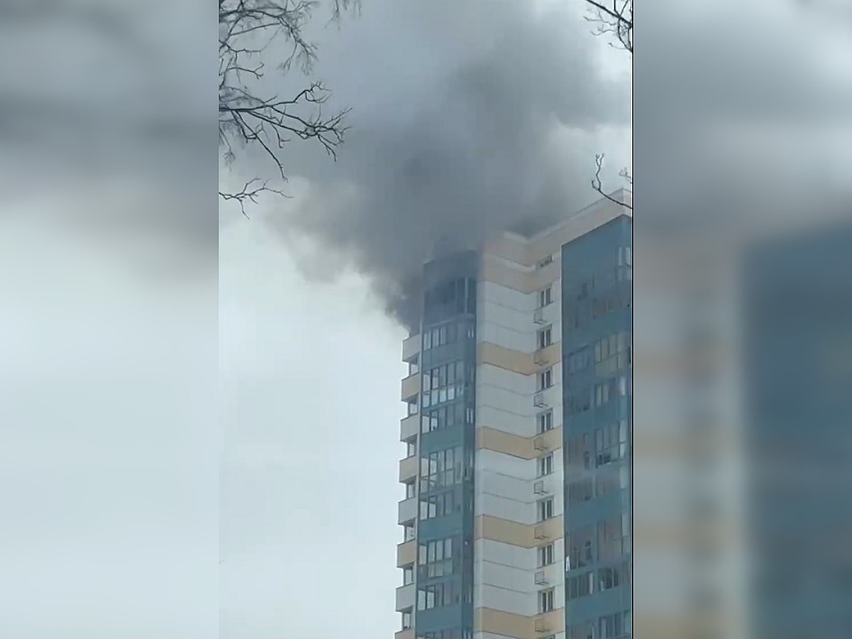 На западе Москвы одного человека спасли из пожара в квартире многоэтажного  дома - KP.RU